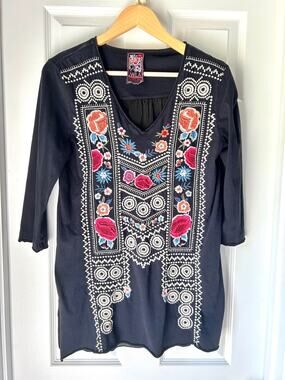 Johnny Was JWLA Embroidered Tunic Top Black boho festival